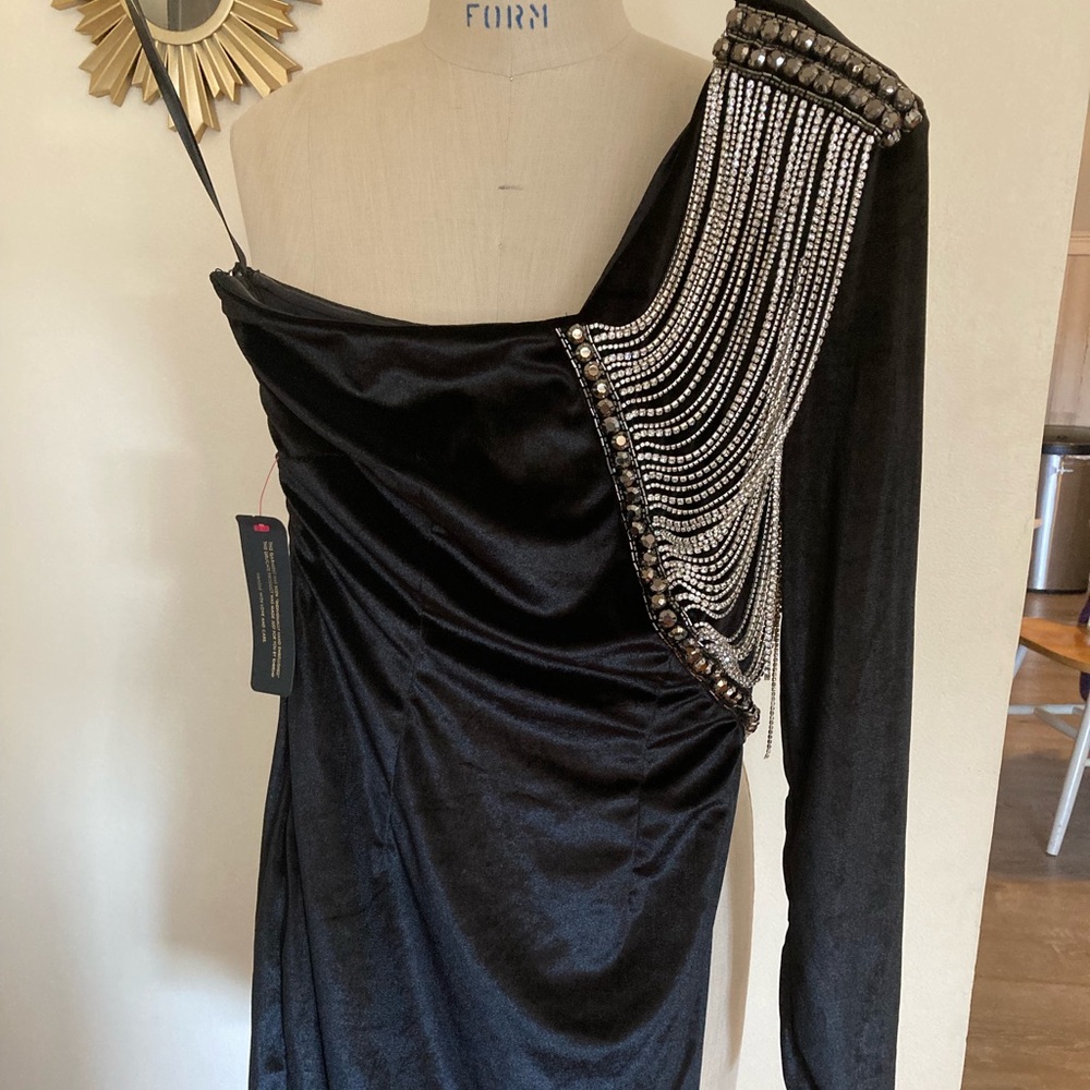 NWT bebe black one shoulder dress